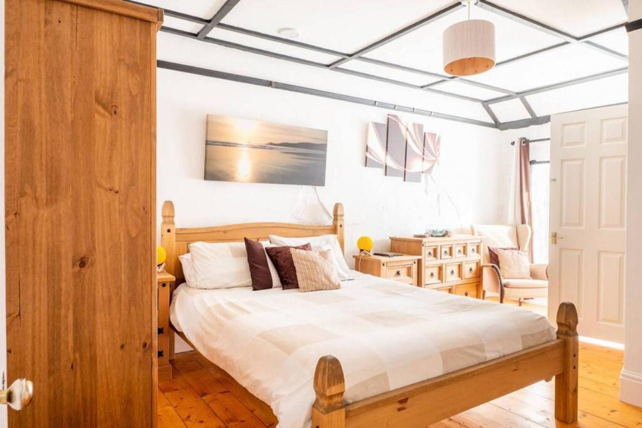 Cosy Welsh Cottage In St Davids Centre With Garden Kültér fotó