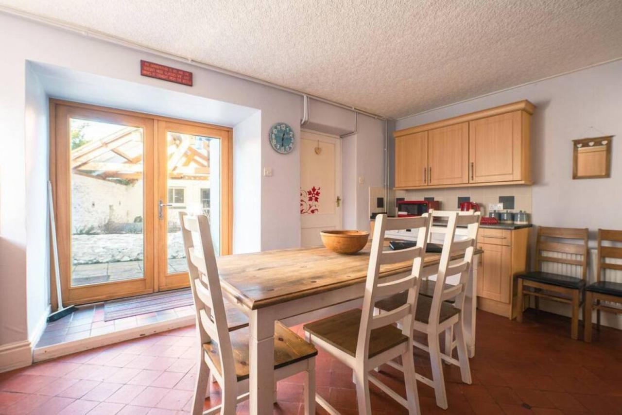 Cosy Welsh Cottage In St Davids Centre With Garden Kültér fotó