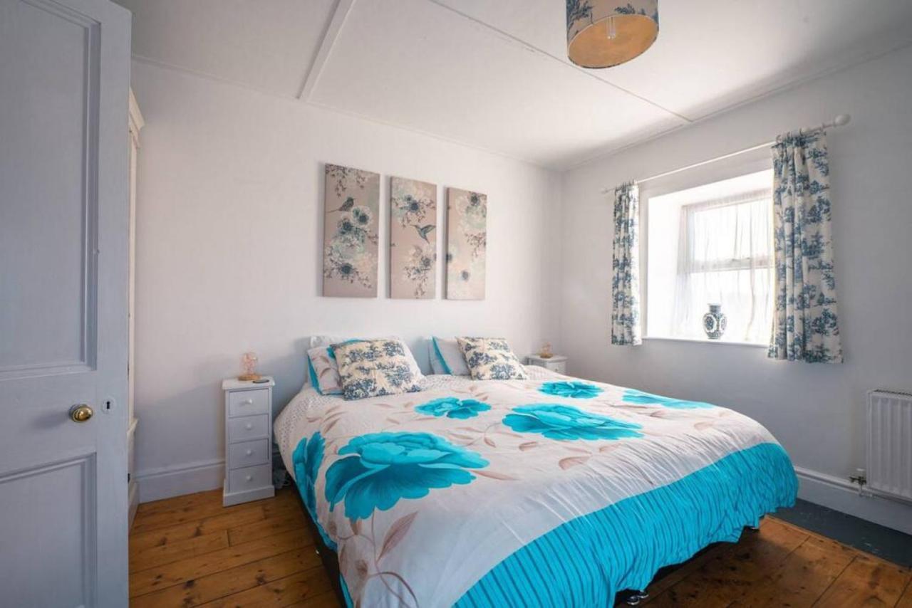 Cosy Welsh Cottage In St Davids Centre With Garden Kültér fotó