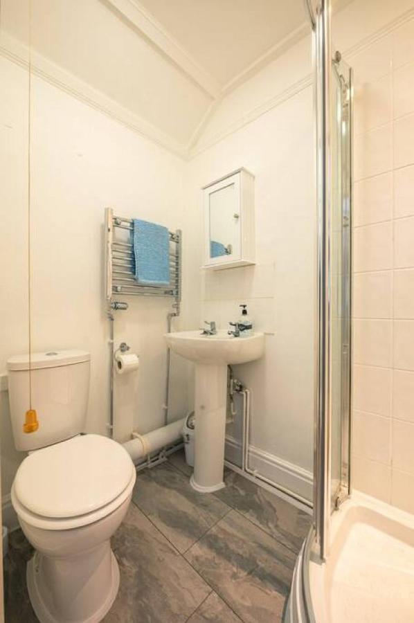 Cosy Welsh Cottage In St Davids Centre With Garden Kültér fotó